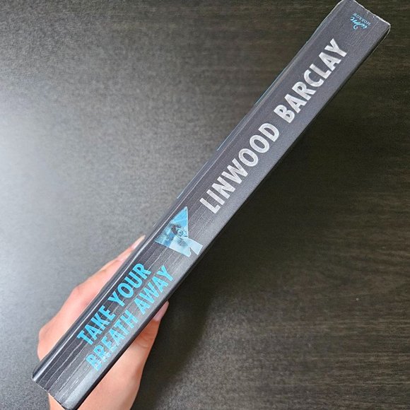 4/$20 Take Your Breath Away: A Novel by Linwood Barclay - Paperback - Picture 4 of 6